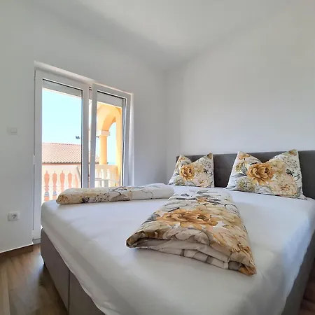 Kulas Apartmán Novi Vinodolski