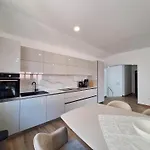 아파트 Kulas
