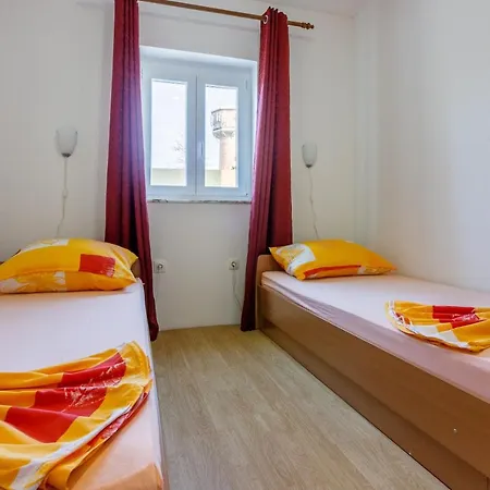 Kulas * Novi Vinodolski