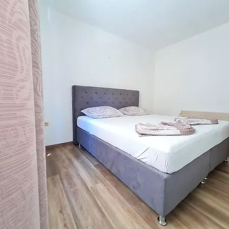 Apartament Kulas *