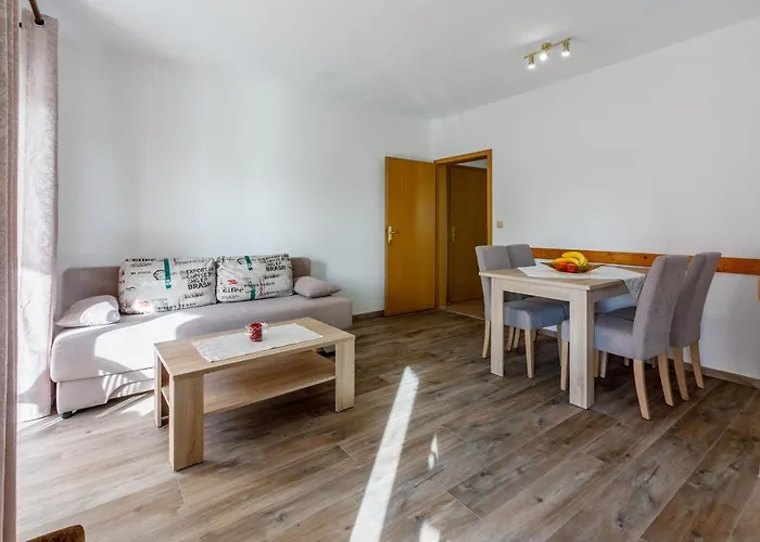 Kulas Apartmán *