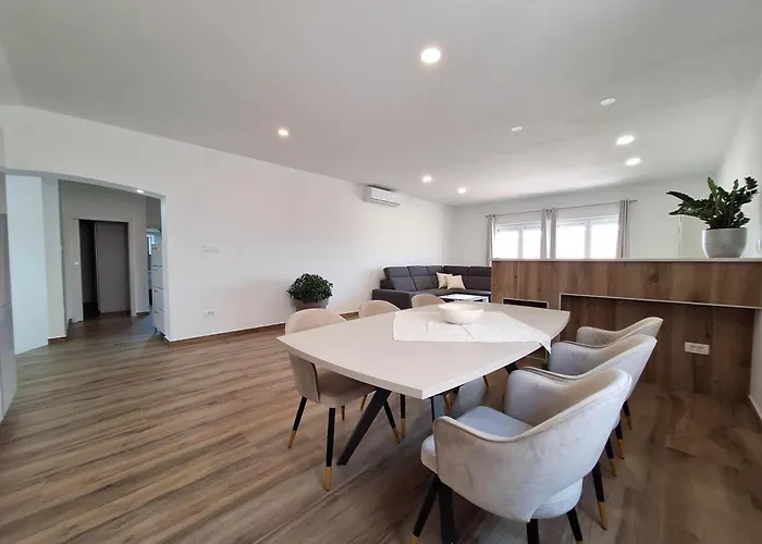 Kulas Apartmán *
